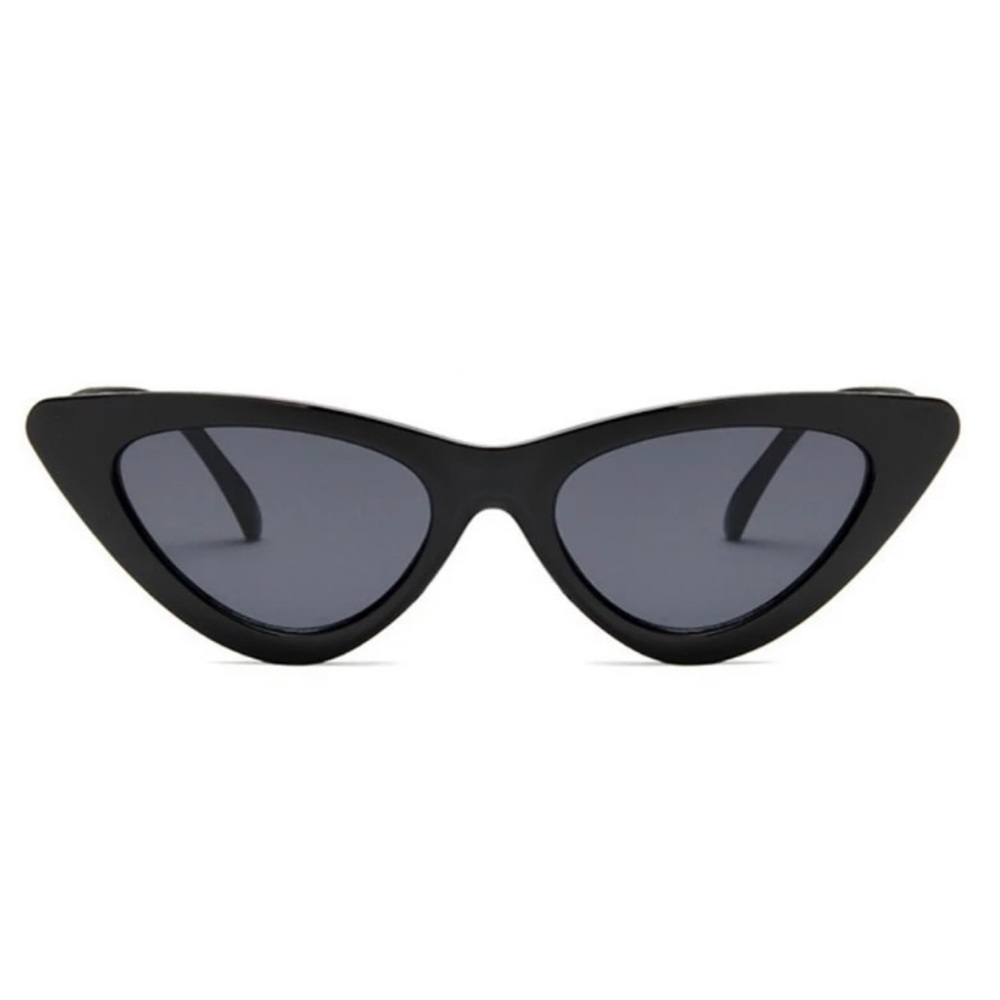 3/$30 🖤 Black Cat Eye Sunglasses - Picture 3 of 6